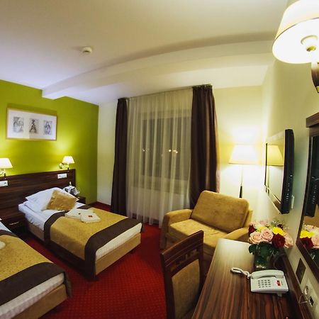 Hotel Pikul Puławy Eksteriør bilde