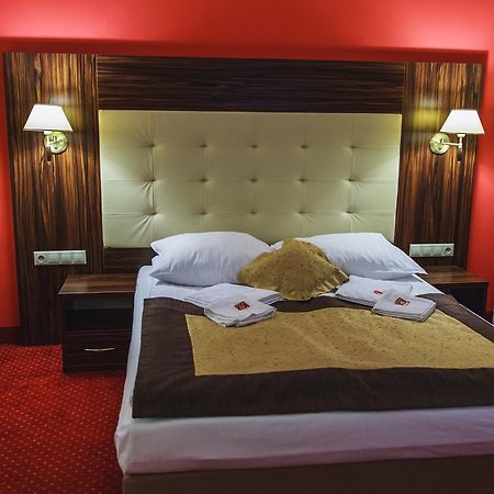 Hotel Pikul Puławy Eksteriør bilde
