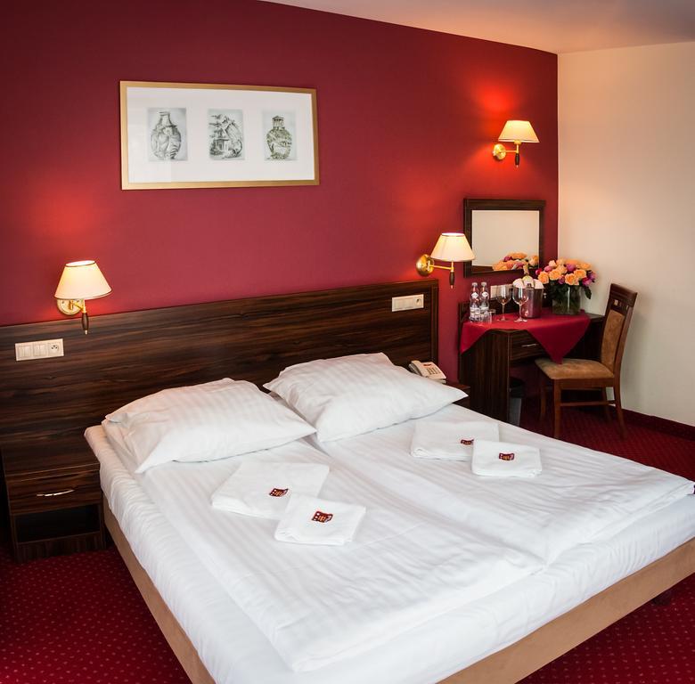 Hotel Pikul Puławy Eksteriør bilde