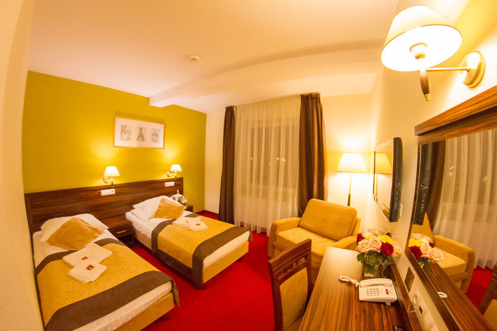 Hotel Pikul Puławy Eksteriør bilde