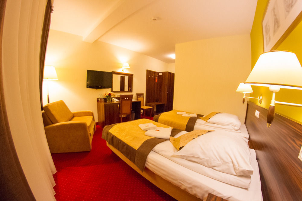 Hotel Pikul Puławy Eksteriør bilde
