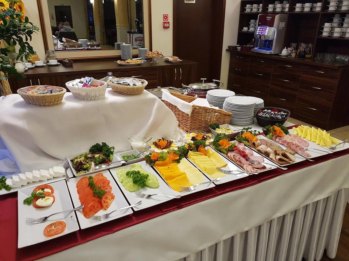 Hotel Pikul Puławy Eksteriør bilde