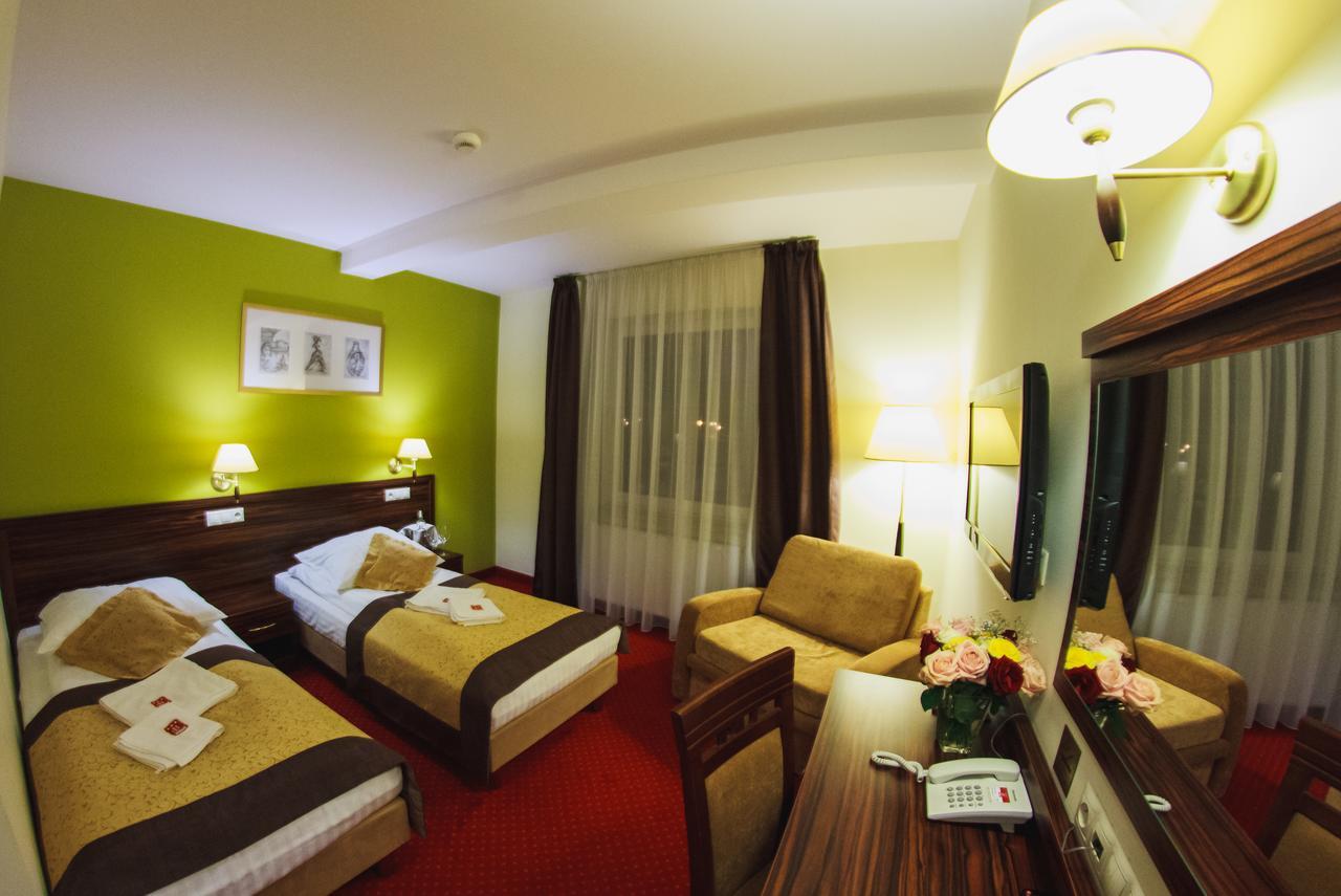 Hotel Pikul Puławy Eksteriør bilde