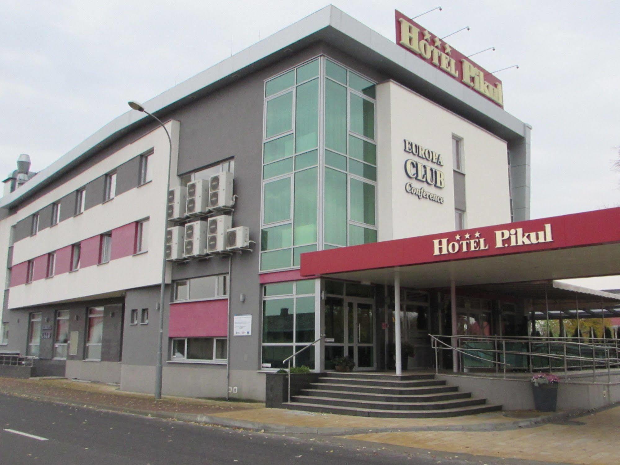 Hotel Pikul Puławy Eksteriør bilde